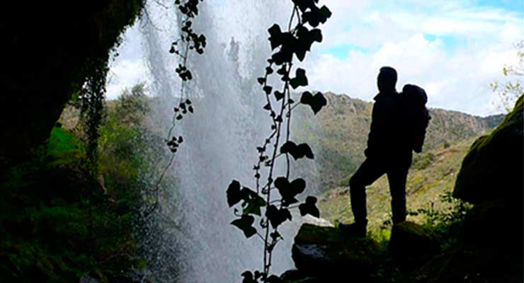 Cascada del PozairÃ³n. PereÃ±a de la Ribera.